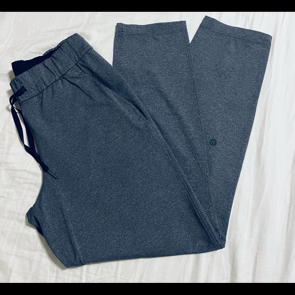 Beautiful heather grey lululemon track pants size 6